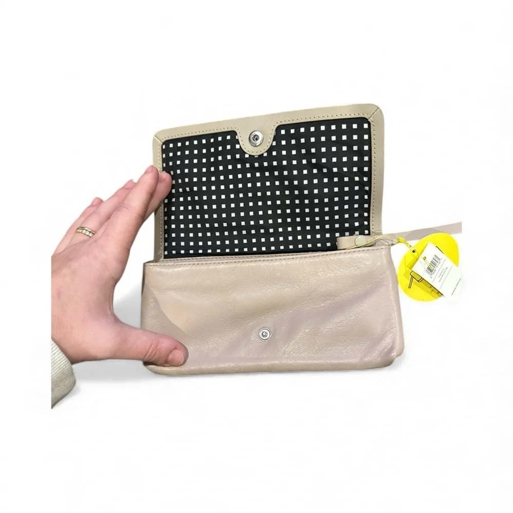 Kate spade Saturday clutch